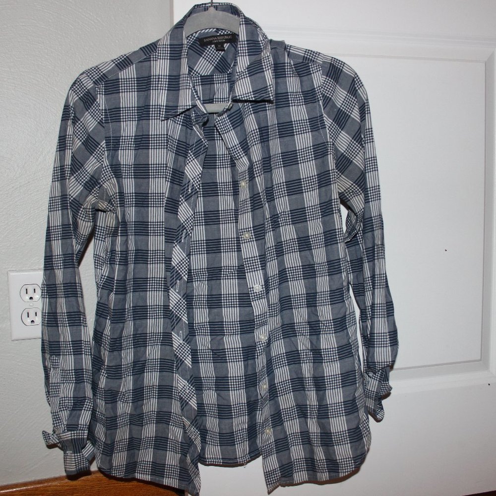 Banana Republic Button down shirt